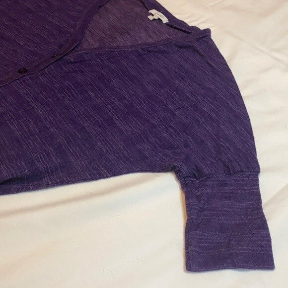 Small Delia’s Short Sleeve Purple Flowy Sweater - Picture 2 of 4